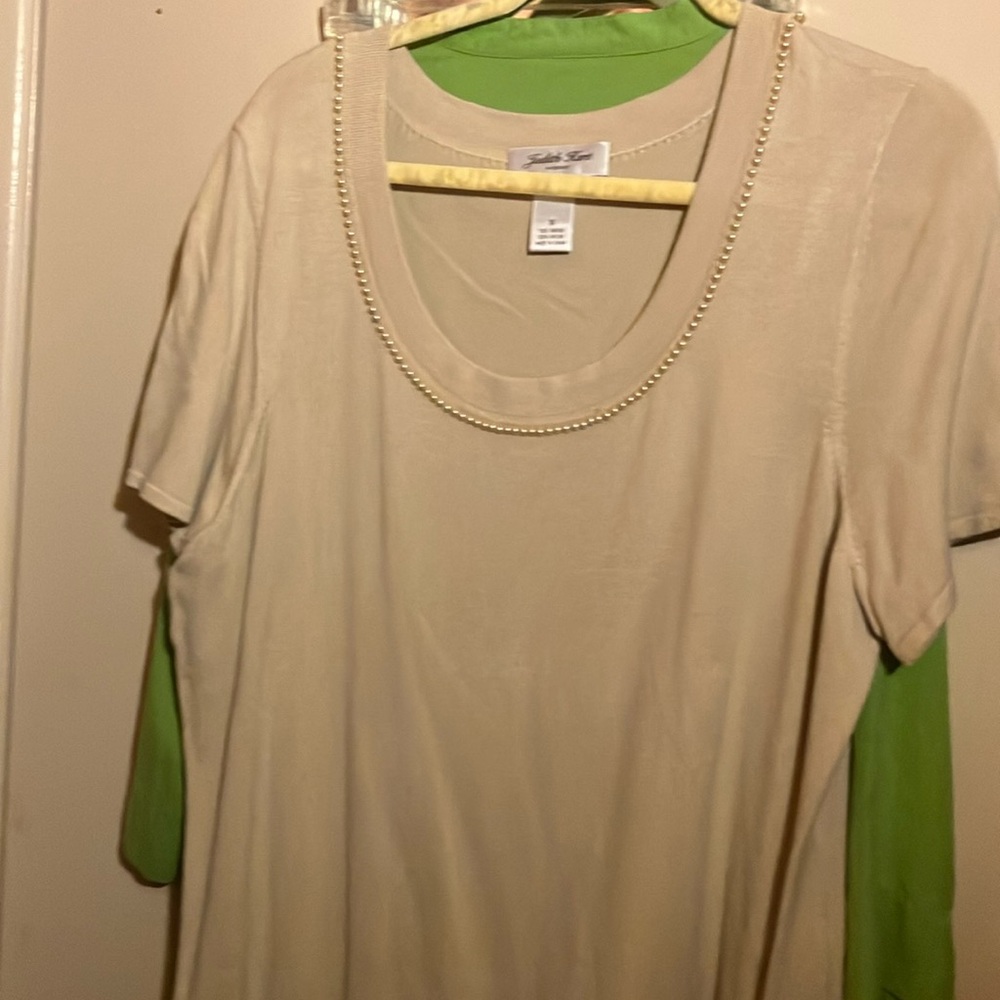 Alfred Dunner Cream Short Sleeve T-Shirt